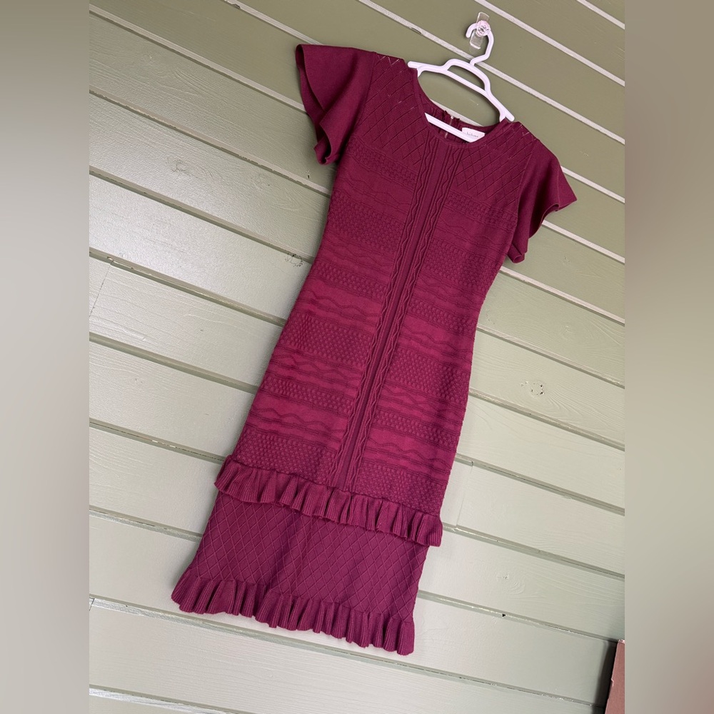 Böhme Red Burgundy Textured Knit Dress Flutter Sleeves Ruffle Hem size XS